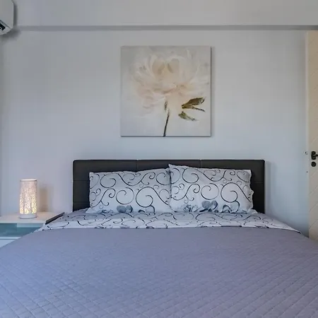 Royal Parkside * Nicosia