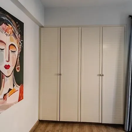 Apartment Royal Parkside *